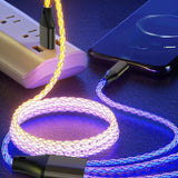 Câble de charge 3 en 1 Câble de données à charge super rapide à gradient lumineux pour voiture Convient pour TypeC, etc.