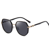 Lunettes de soleil polarisées lunettes ultra-légères à grand cadre couvrent le visage lunettes de soleil amincissantes femmes