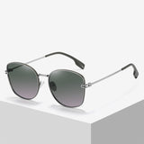 New Net Red Fashion Gradient Lunettes de soleil Trendy Metal Ladies Anti-ultraviolet Premium Sense Lunettes de soleil polarisées