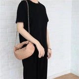 Sac tissé pour femme à la mode messenger croissant sac nouveau sac en cuir chaîne ride boulette sac en cuir véritable aisselle