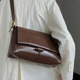 Mode dames sac à dos sac de messager grande capacité une épaule sous les bras sac diagonale sac de banlieue sac en cuir véritable