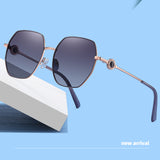 New Net Red Fashion Gradient Lunettes de soleil Trendy Metal Ladies Anti-ultraviolet Premium Sense Lunettes de soleil polarisées