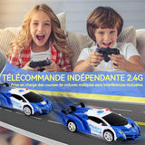Voiture télécommandée 2,4 GHz de déformation télécommandée Car Caro Remote Control Rechargeable Car Car garçons et enfants bleu