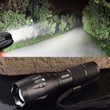 Lampe de poche puissante 2PCS LED portée 200-500 mètres peut zoomer batterie remplacement pour randonnée/le camping/la recherche