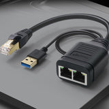 Un répartiteur de câble réseau un à deux surfe simultanément sur Internet et on fait glisser deux paires de connecteurs