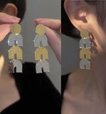 Boucles d'oreilles femme strass doré 1 paire fantaisie pendantes métal vintage jeunes filles branché  Design tempérament style froid