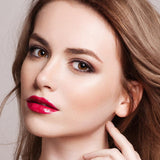 Mascara 1 pcs 10ml Mascara noir Imperméable et résistant à la transpiration naturellement durable épais et fin mascara volumateur