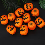 6 modèles de citrouilles simulées avec des visages fantômes comme décorations pour les farces d'Halloween et de Thanksgiving