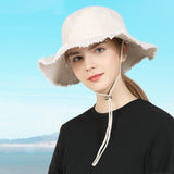 Chapeau de pêcheur femme nouvelle eau de lavage simple all-match show face petit pompon grand chapeau à bord chapeau de soleil
