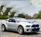 TD® Modèle de voiture Course Alliage Miniature 1:24 Ford Mustang GT Collection Jouets Décoration- Cadeau Noël pour homme enfant