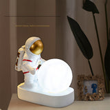 TD® Astronaute veilleuse Design créatif chambre décoration batterie télécommande lampe de chevet deux lumières cadeaux