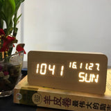 TD® Sortie d'usine Creative LED Réveil Horloge En Bois Maison En Bois Réveil Électronique Muet Horloge Numérique