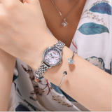 TD® Montre À Quartz De Cadeau D'Hommes Et Femmes Diamant Dames Ceinture D'Acier Mode Tempérament    Une montre de paysage: argent