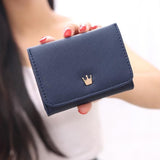 TD® Porte-Monnaie en Cuir PU Bleu pour Femme Porte-Cartes Détails Couronne Doré  Incrusté sur le Rabat Multi-Rangements Multi-Poches