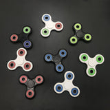 TD® Fidget Spinner Toy / Hand Spinner Jouet / Tri-Spinner / Jouet Anti stress et Anxiété/ Bicolore Noir et  Rouge