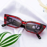 TD® Lunettes de soleil œil-de-chat grandes lunettes de soleil V femmes petit cadre nouveau pare-soleil anti-ultraviolet