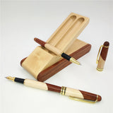 Ensemble de trois stylos en bois