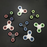 TD® Fidget Spinner Toy / Hand Spinner / Tri-Spinner /Jouet Anti stress et Anxiété/ Bicolore Blanc et Bleu