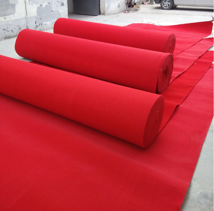 TD® 15m x 1m Tapis Rouge Jetable Rouleau en Polyester pour Mariage Fête Cérémonie Soirés d'Hollywood