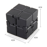 TD® Rubik's Cube infini 4X4X4CM Flip lisse  Jouet de décompression Rubik's Cube au bout des doigts Jouets éducatifs pour enfants/adu