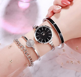 TD® Coffret Cadeau contenant une Montre en Quartz et Trois Bracelets Femme- Étanche - 4 Pièces Couleurs Argenté et Noir Analogique